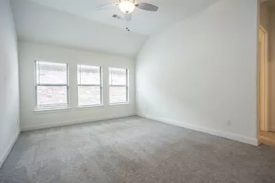 8101 Meadow Valley Drive, McKinney, TX 75071 - Photo 13