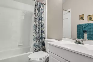 801 Lake Forest Trl, Little Elm, TX 75068 - Photo 5