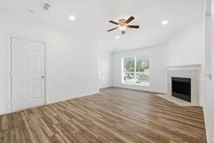 916 Savage Dr, Denton, TX 76207 - Photo 5