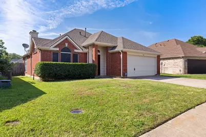 702 Lake Bridge Drive, Lake Dallas, TX 75065 - Photo 3