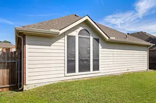 702 Lake Bridge Dr, Lake Dallas, TX 75065 - Photo 29