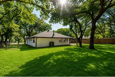 1416 Cheyenne Trail, Granbury, TX 76048 - Photo 23