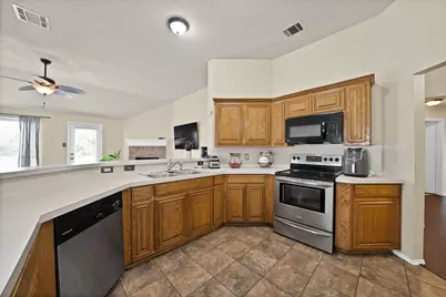1631 Mt Zion Drive, Arlington, TX 76018 - Photo 11
