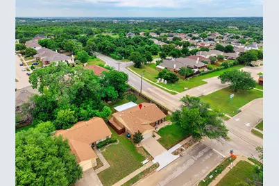 7949 Bermejo Road, Fort Worth, TX 76112 - Photo 29