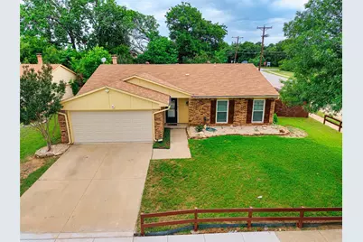 7949 Bermejo Road, Fort Worth, TX 76112 - Photo 25
