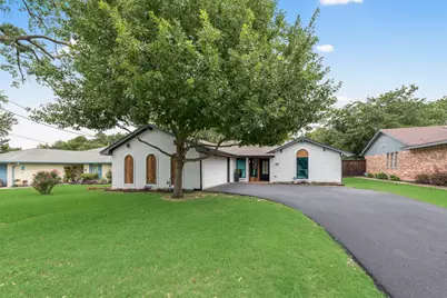 11231 McCree Road, Dallas, TX 75238 - Photo 1