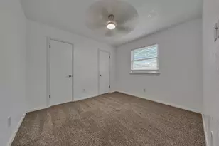 453 Irene St, Burleson, TX 76028 - Photo 15
