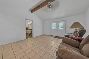 453 Irene St, Burleson, TX 76028 - Photo 7