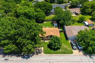 453 Irene St, Burleson, TX 76028 - Photo 33