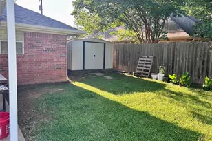 187 Sandy, Reno, TX 75462 - Photo 5