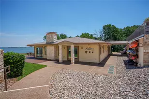 500 Waters Edge Dr, Lake Dallas, TX 75065 - Photo 29