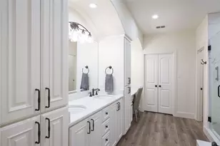 500 Waters Edge Dr, Lake Dallas, TX 75065 - Photo 11