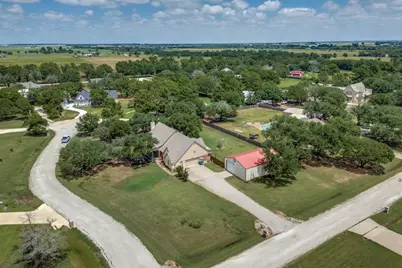 225 Pear Tree Lane, Collinsville, TX 76233 - Photo 19