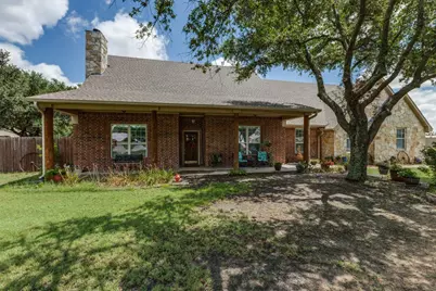 225 Pear Tree Lane, Collinsville, TX 76233 - Photo 11