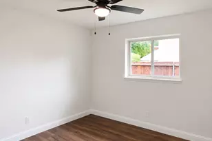 610 Apache Dr, Garland, TX 75043 - Photo 17