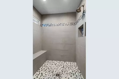 111 N Clearwater Drive, Highland Village, TX 75077 - Photo 21