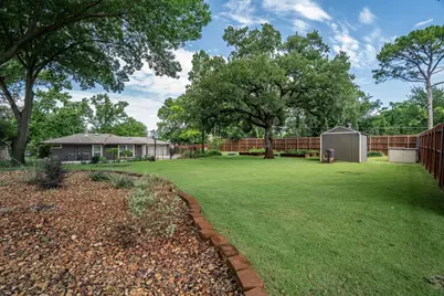 111 N Clearwater Drive, Highland Village, TX 75077 - Photo 39