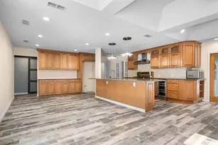 111 N Clearwater Dr, Highland Village, TX 75077 - Photo 9