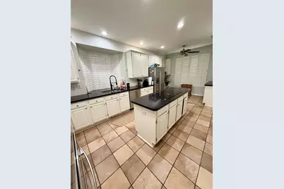 2651 Hidden Ridge Drive, Arlington, TX 76006 - Photo 3