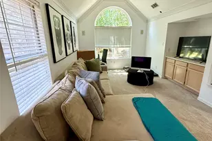 2651 Hidden Ridge Dr, Arlington, TX 76006 - Photo 5