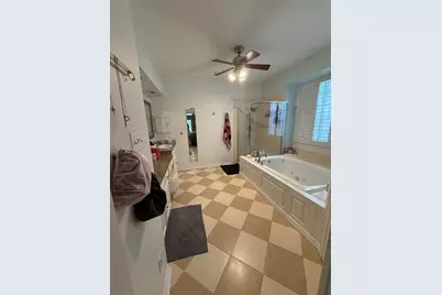 2651 Hidden Ridge Drive, Arlington, TX 76006 - Photo 27