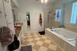 2651 Hidden Ridge Dr, Arlington, TX 76006 - Photo 27
