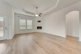 10620 Breezeway Dr, Aubrey, TX 76227 - Photo 7