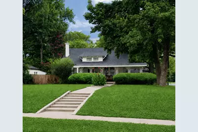 605 Davis Street S, Sulphur Springs, TX 75482 - Photo 1