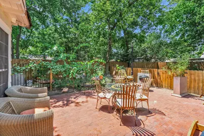 605 Davis Street S, Sulphur Springs, TX 75482 - Photo 5