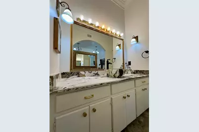 605 Davis Street S, Sulphur Springs, TX 75482 - Photo 25