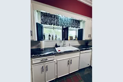 605 Davis Street S, Sulphur Springs, TX 75482 - Photo 5