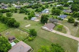 2102 Hill Top Cir, Weatherford, TX 76085 - Photo 35