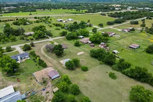 2102 Hill Top Cir, Weatherford, TX 76085 - Photo 31