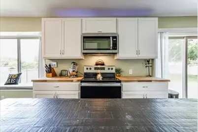 2102 Hill Top Circle, Weatherford, TX 76085 - Photo 15