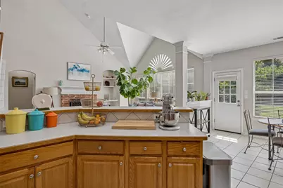 112 Crystal Court, Richardson, TX 75081 - Photo 11