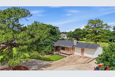 104 Kiowa Drive W, Lake Kiowa, TX 76240 - Photo 3