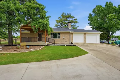 104 Kiowa Drive W, Lake Kiowa, TX 76240 - Photo 23