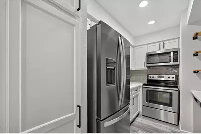 6646 E Lovers Lane #911, Dallas, TX 75214 - Photo 11