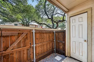 6646 E Lovers Ln, Dallas, TX 75214 - Photo 25
