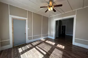 817 W Owing St, Denison, TX 75020 - Photo 1