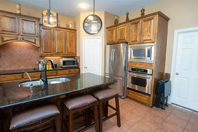 6947 Navigation Drive, Grand Prairie, TX 75054 - Photo 13