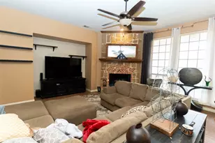 6947 Navigation Dr, Grand Prairie, TX 75054 - Photo 17