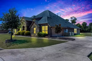 1111 Yukon Blvd, Waxahachie, TX 75167 - Photo 1