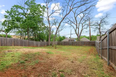 1221 W Johnson Street, Denison, TX 75020 - Photo 25