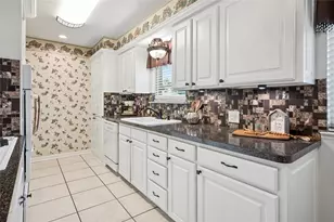 6220 Sandra Dr, Fort Worth, TX 76133 - Photo 9