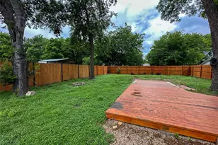 606 Lilly St, Cleburne, TX 76033 - Photo 9