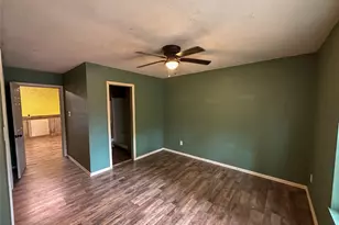 606 Lilly St, Cleburne, TX 76033 - Photo 7