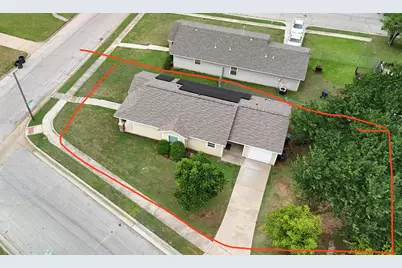 4421 E Kellis Street, Fort Worth, TX 76119 - Photo 9