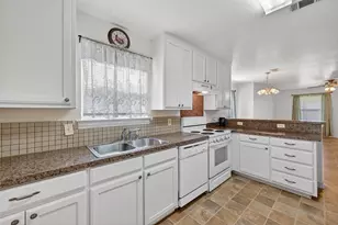 4421 E Kellis St, Fort Worth, TX 76119 - Photo 17