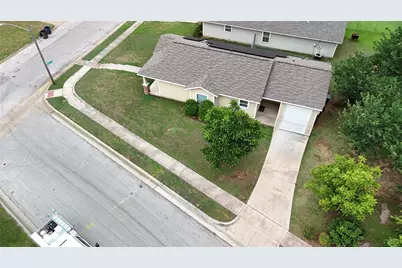 4421 E Kellis Street, Fort Worth, TX 76119 - Photo 7